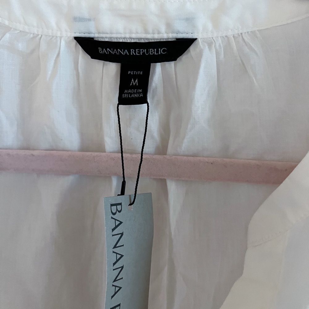 Banana Republic Ivory V-Neck Blouse - Picture 5 of 6